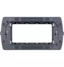 Supporto a Quattro Posti per serie Bticino Living Light Air LN4704C