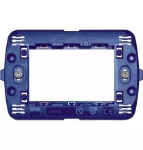 Supporto a tre Posti per serie Living Light LN4703 Bticino