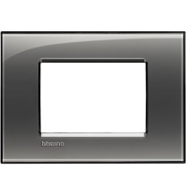 Placca 3 Posti LivingLight Bticino Fumo di Londra LNA4803KF