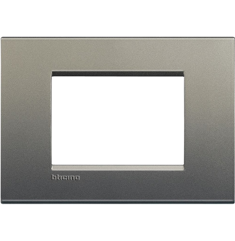 Placca 3 Posti LivingLight Bticino Avenue LNA4803AE