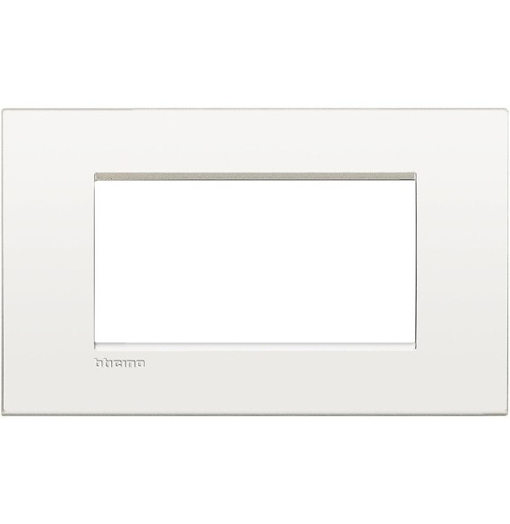 Placca 4 Posti Bticino LivingLight Air Bianco Puro LNC4804BN