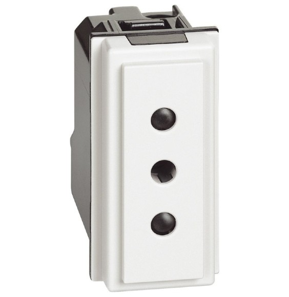 Presa elettrica Living Now 10 A attacco piccolo colore Bianco Bticino KW4113