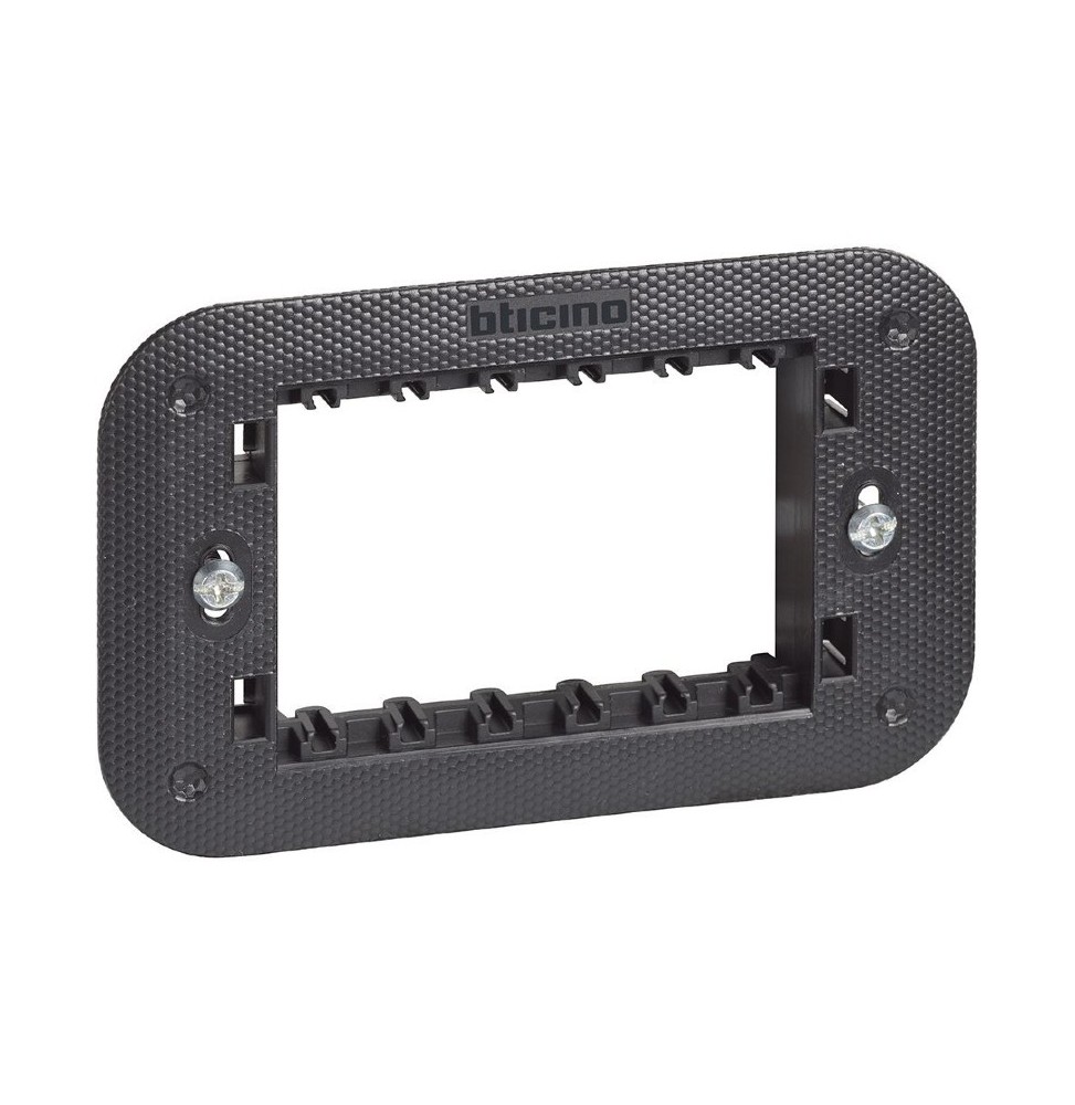 Supporto 3 moduli fornito con valva di protezione Bticino Living Now K4703