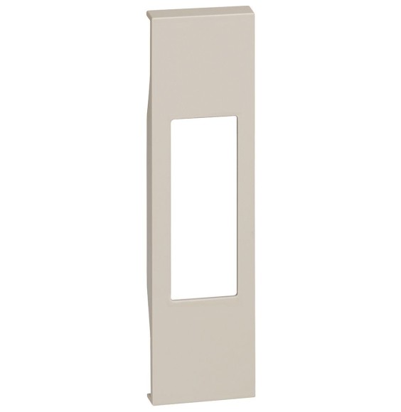 Cover Bticino Living Now per prese, interruttori bipolari e pulsanti a tirante colore Sabbia  KM02