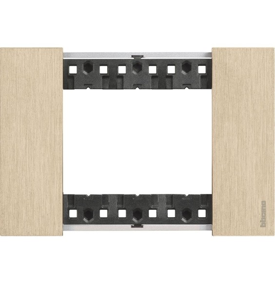 Placca Bticino Living Now Oro tre posti Zama KA4803ZW