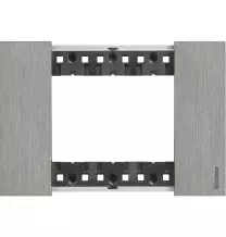 Placca Bticino Living Now Acciaio tre posti Zama KA4803ZG