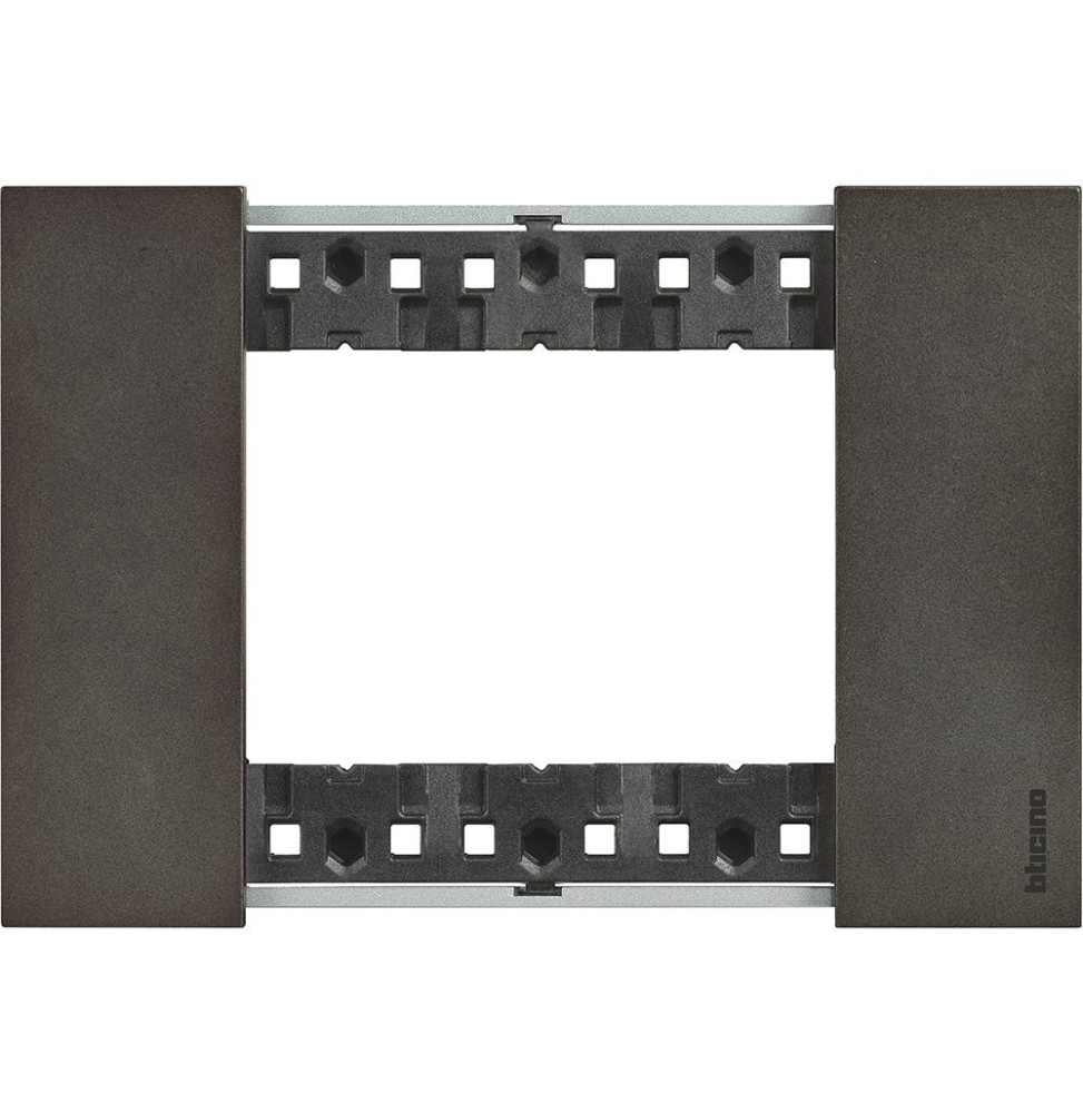 Placca Bticino Living Now Space tre posti Zama KA4803NG