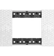 Placca Bticino Living Now Pixel  tre posti Tecnopolimero KA4803MW