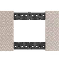 Placca Bticino Living Now Optic tre posti Tecnopolimero KA4803MM