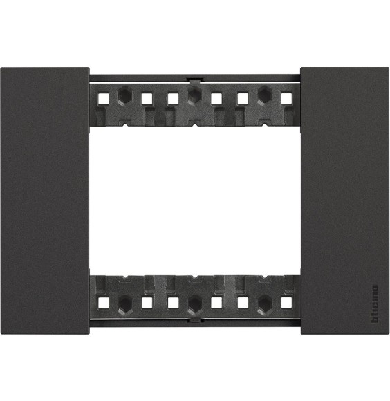 Placca Bticino Living Now Nero  tre posti tecnopolimero KA4803KG