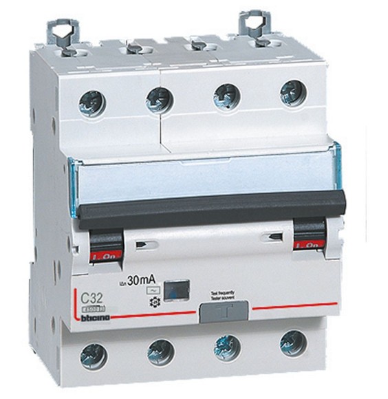 Magnetotermico differenziale 4 Poli Bticino GA8843AC32 4.5 kA 32A