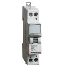 Deviatore 1NC-1NO 230/400V 1 modulo Din Bticino F61N32D