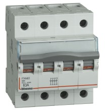 Sezionatore standard 63A 4 poli 4 moduli Bticino F74N63