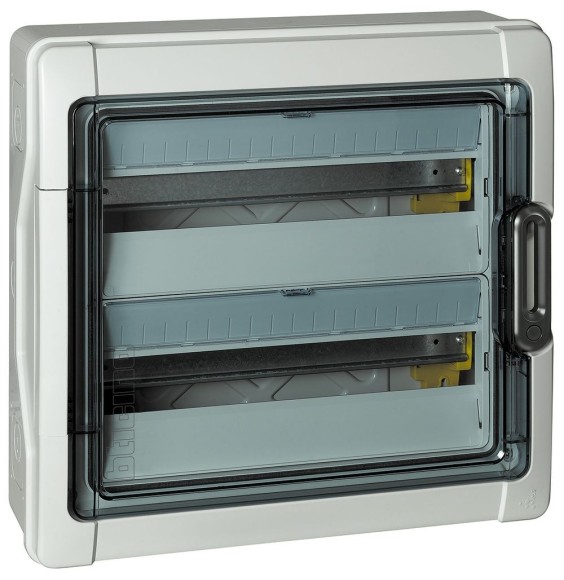 Centralino da parete 36 moduli su due file IP65 Porta fume' Bticino F107N36D2