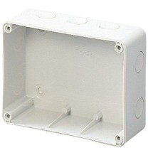 Scatola da parete per prese interbloccate 16 e 32A Orizzontali Gewiss GW66676