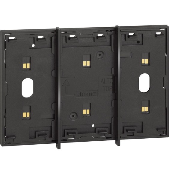Frame elettrificato per 3 comandi digitali Nero Living Now BTicino KG8103