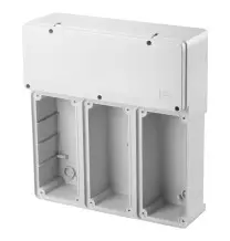 Quadro vuoto per tre prese interbloccate verticali 16 o 32A Gewiss GW66694