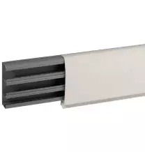 Canale a battiscopa 68,5x22,5mm a 3 scomparti bianco Bocchiotti TCN W