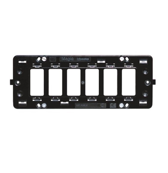 Supporto originale Bticino Magic a 6 posti 506LS