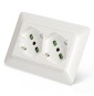 Multipresa da incasso in scatola 3 posti con 2 schuko Bianca FME 42100-27