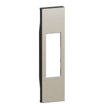 Cover Bticino Living Now per prese, interruttori bipolari e pulsanti a tirante colore Champagne  KC02